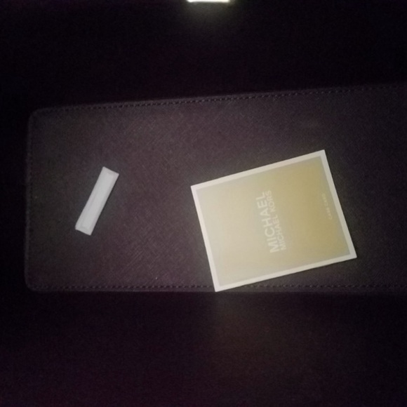 Michael Kors Karson Large Tote NWT - Picture 2 of 4